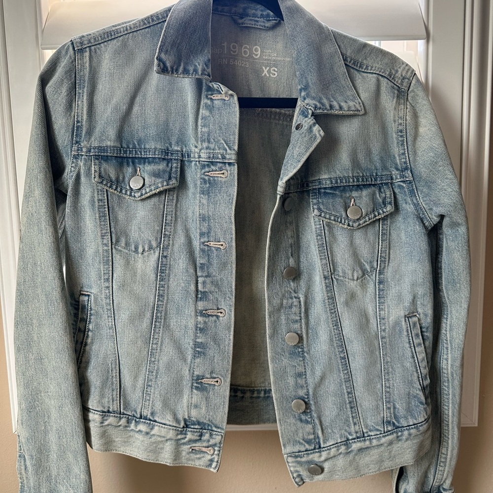 GAP Classic Light Blue Jean Jacket